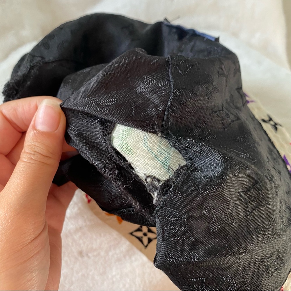 Louis Vuitton FAUX Monogram Bucket Hat - Picture 6 of 8